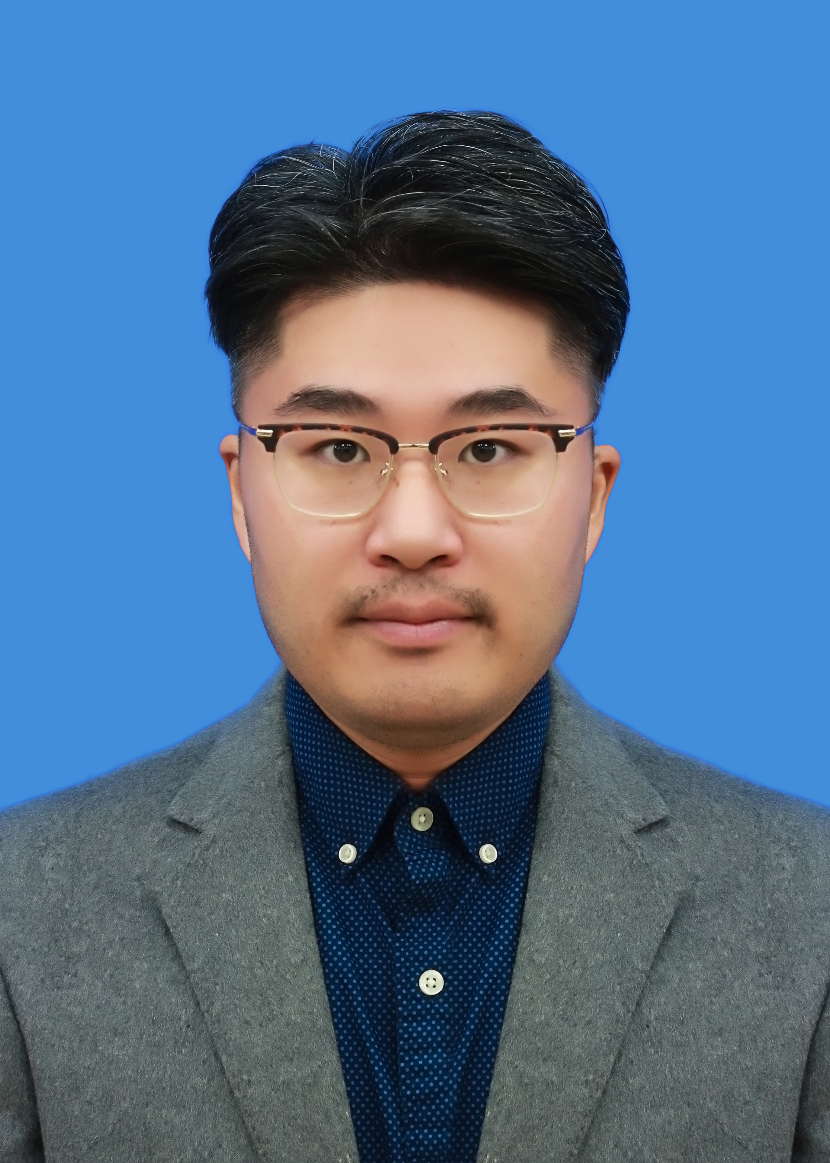 Professor Yingjian Lu