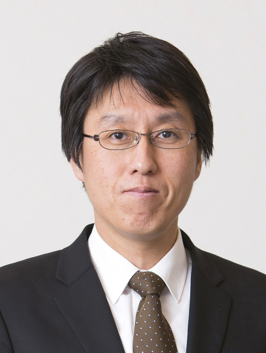 Dr Kyoichi Kaira